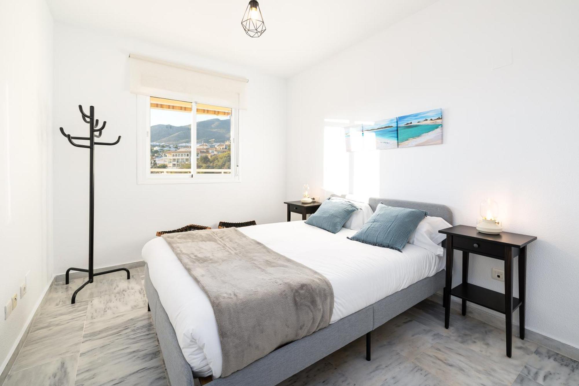 Holidays2Nueva Torrequebrada 2 Bedrooms And 2 Bathrooms, Terrace, Community Pool And Garage ベナルマデナ エクステリア 写真